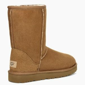 UGG Classic Short II Boot (Chestnut)